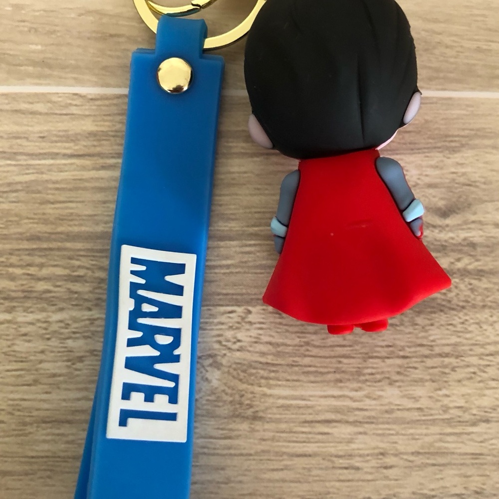 Justice League Super M. 3D Keychain Key Ring - Picture 3 of 3